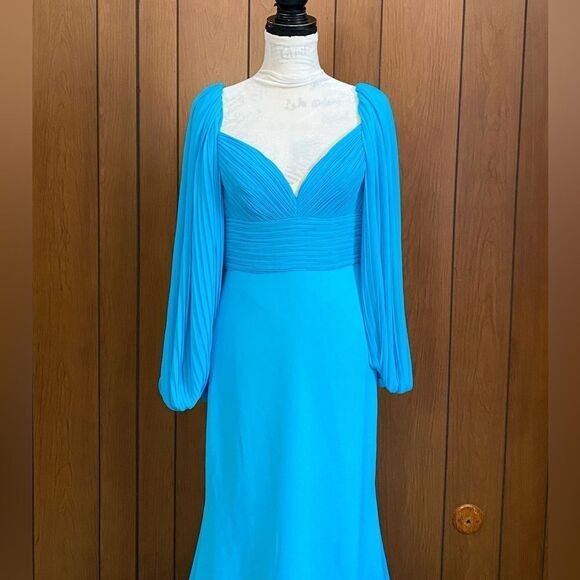 Badgley Mischka Pleated Bodice Plunge Evening Gown size 8 - Picture 5 of 16